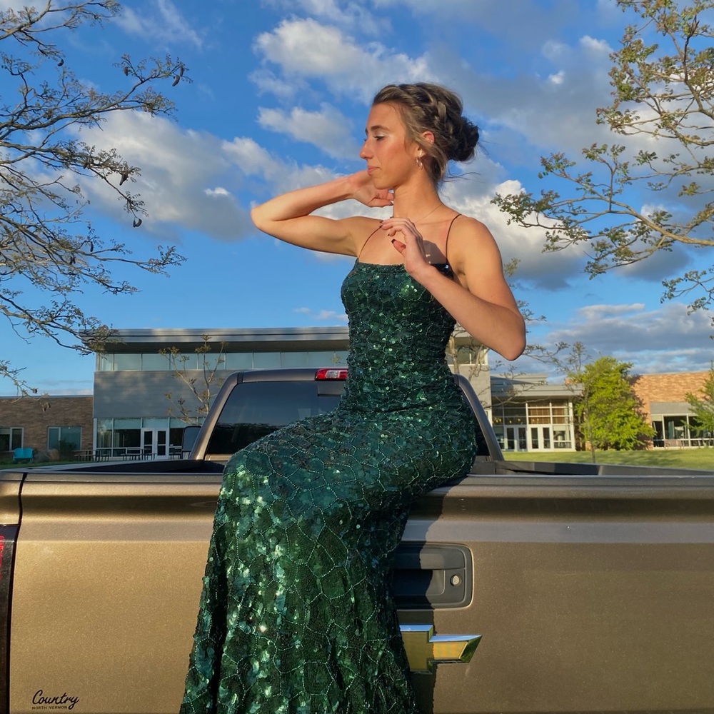 Sherri Hill Prom Dress